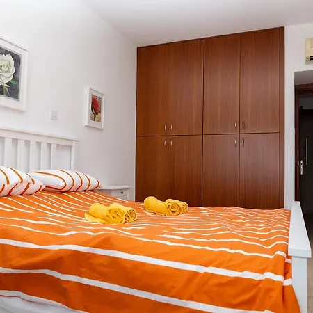 Wonderful Sea View Marina Apartament Larnaca